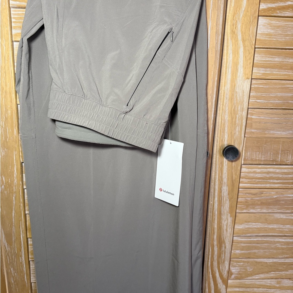 Lululemon swift mid rise warm ash gray Full-Length wide leg Pants size 14 NEW